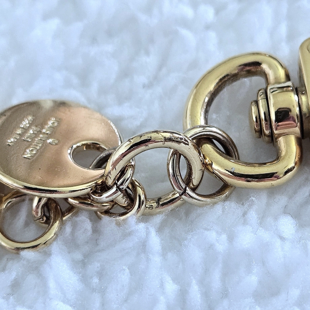 Louis Vuitton Circle Bag Charm WITHOUT Keyholder - Used - Picture 14 of 16